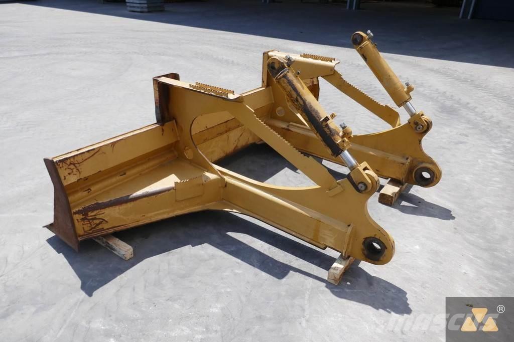 CAT Skidder blade Tolólapok
