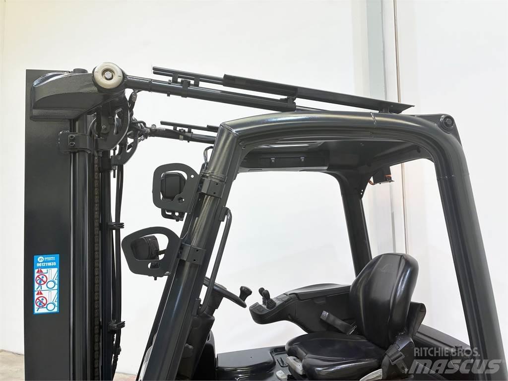 Linde E16 02 Elektromos targoncák