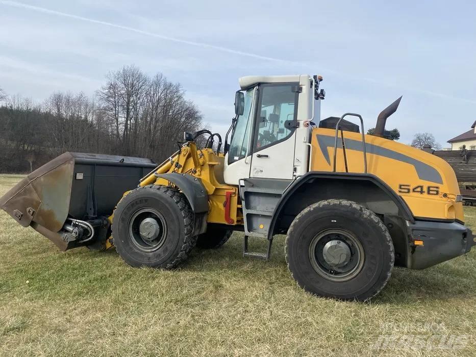 Liebherr L546 Gumikerekes homlokrakodók