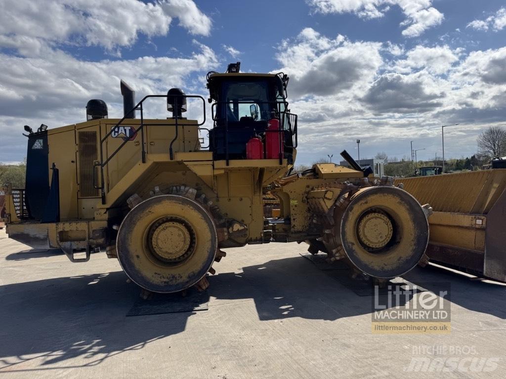 CAT 826 K Hulladéktömörítők