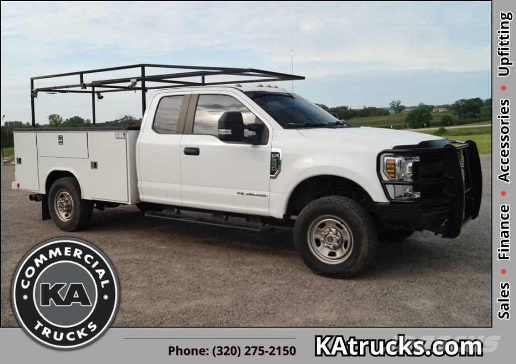 Ford F 350 XL SD Kis teherszállító/Platós kocsi