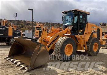 Hyundai HL940 Gumikerekes homlokrakodók