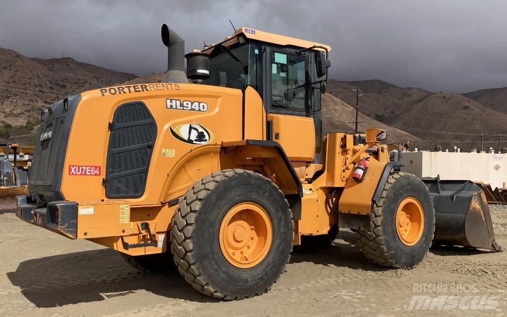 Hyundai HL940 Gumikerekes homlokrakodók