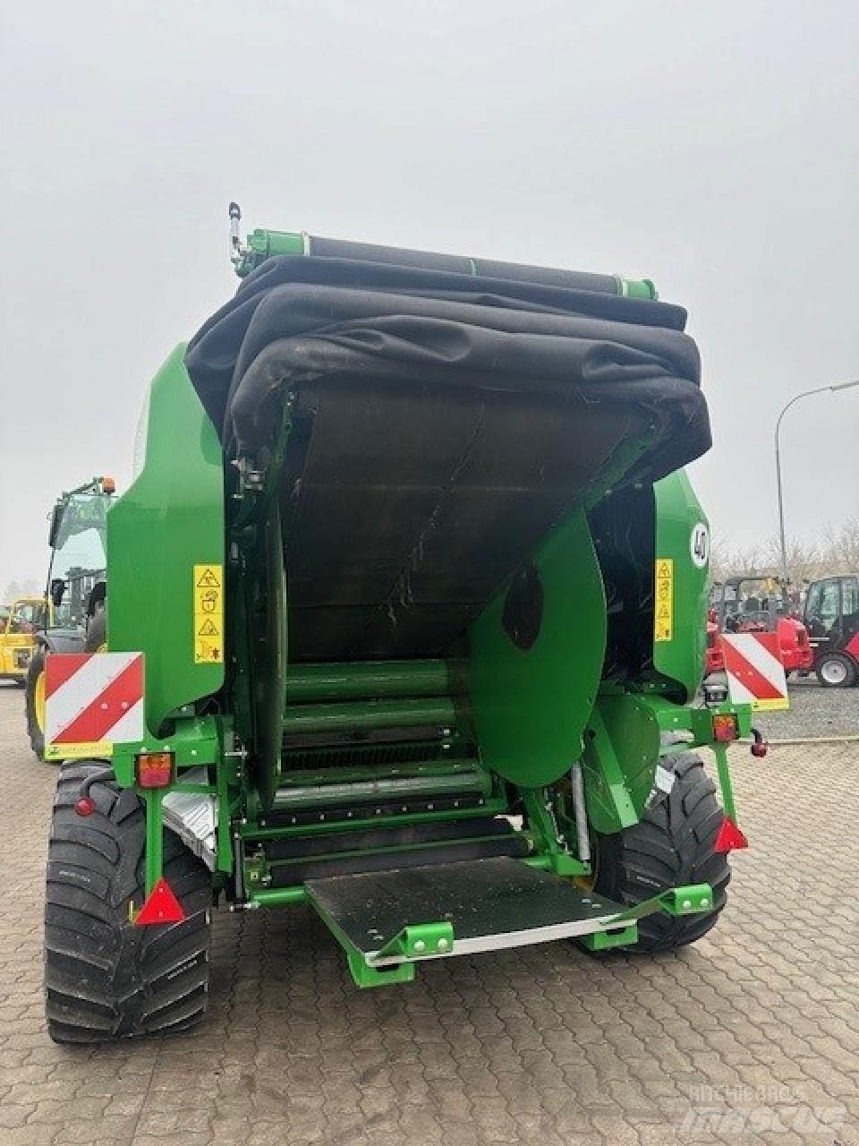 John Deere V461R Körbálázók