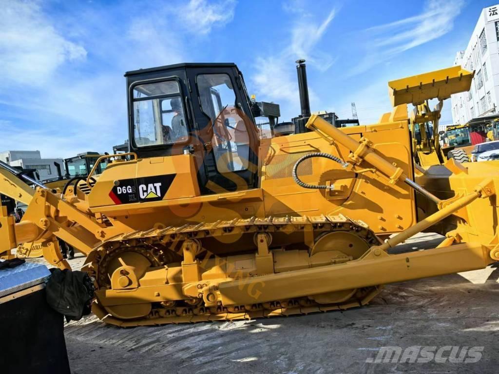 CAT D6G lánctalpas dózerek