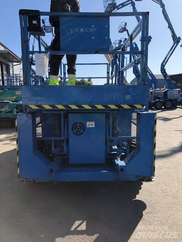Genie GS 3384 RT Ollós emelők