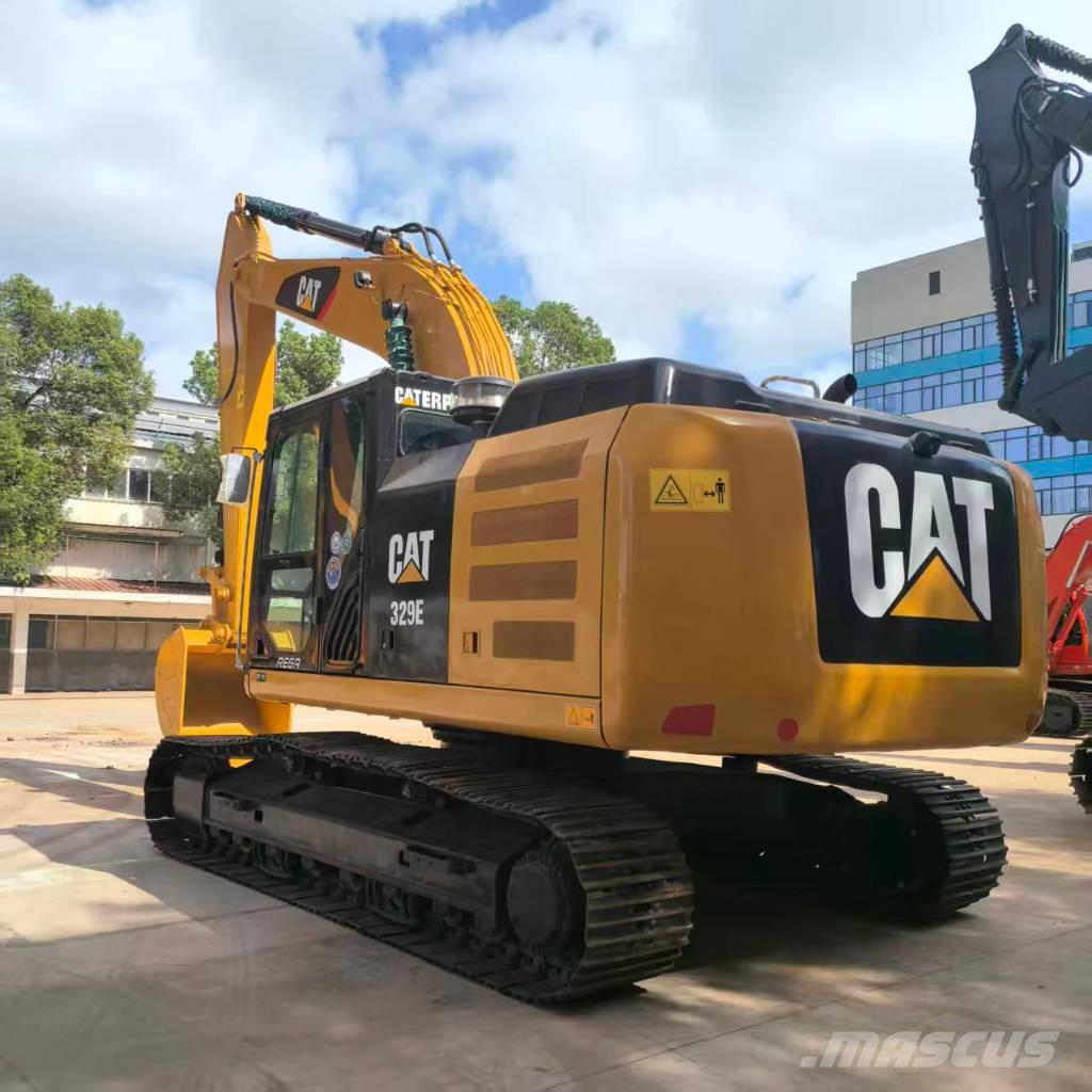 CAT 329 E Lánctalpas kotrók
