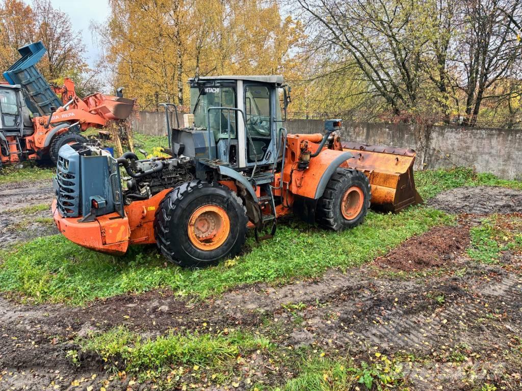 Hitachi ZW 250 Gumikerekes homlokrakodók
