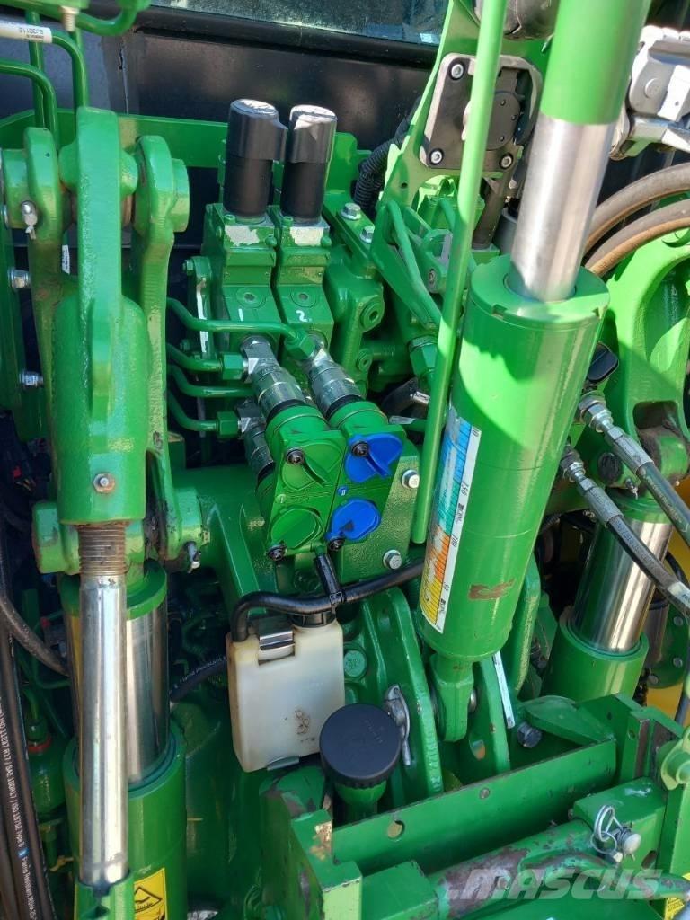 John Deere 5125 R Traktorok