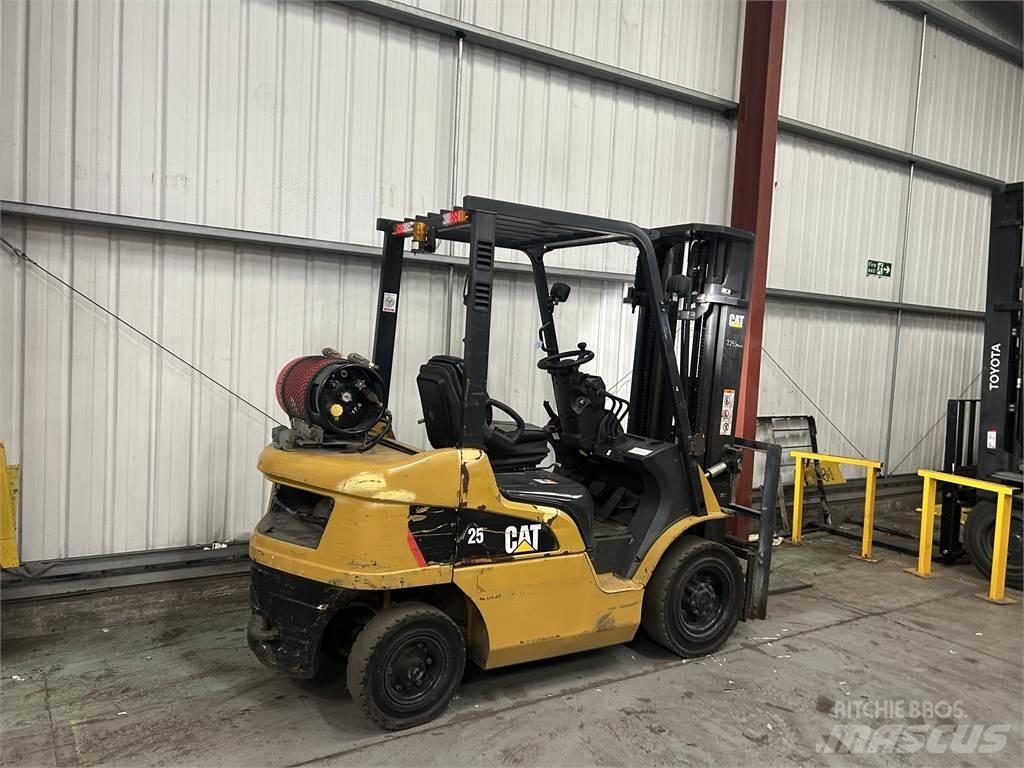 CAT GP25NT Gázüzemű targoncák