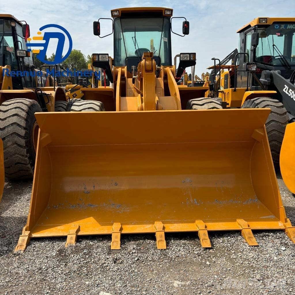 CAT 950 H Gumikerekes homlokrakodók