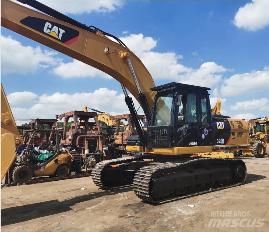 CAT 320 D Lánctalpas kotrók