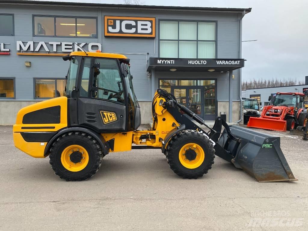 JCB 407 T4 Gumikerekes homlokrakodók