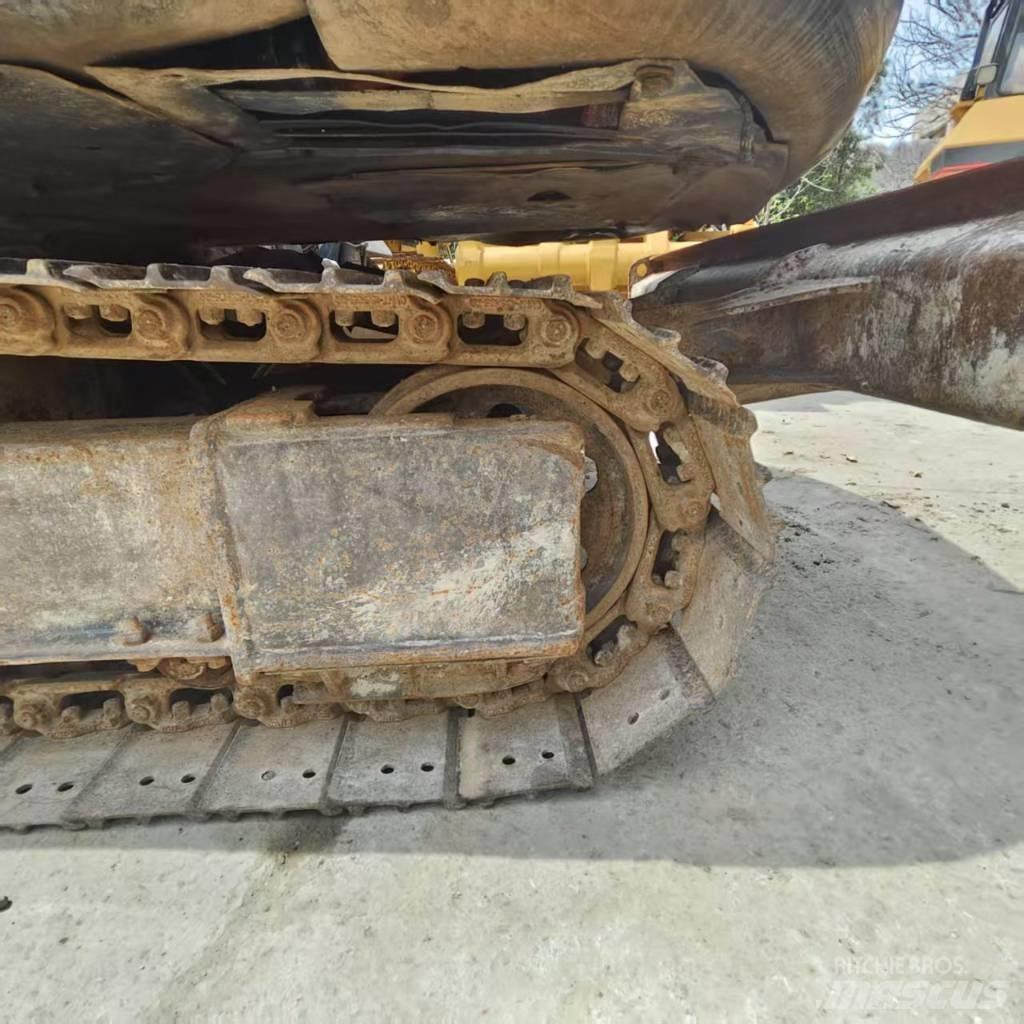 Doosan DH 60-7 Mini kotrók < 7t