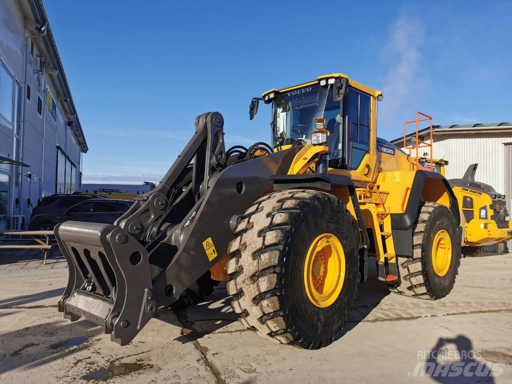 Volvo L220H Gumikerekes homlokrakodók