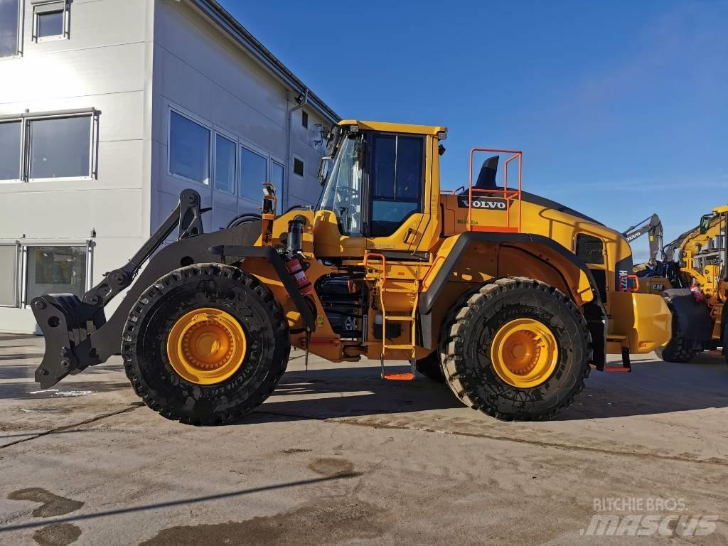 Volvo L220H Gumikerekes homlokrakodók