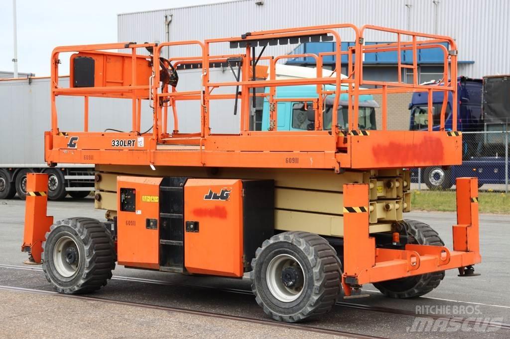 JLG 330LRT Ollós emelők