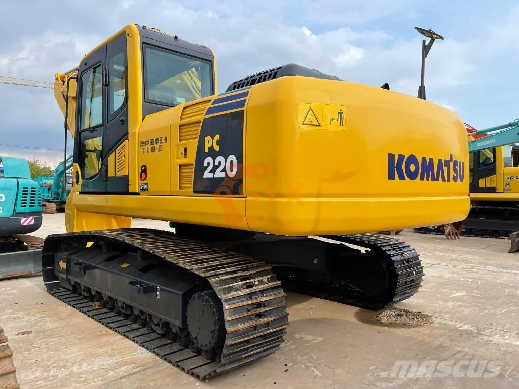 Komatsu PC 220-8M0 Lánctalpas kotrók