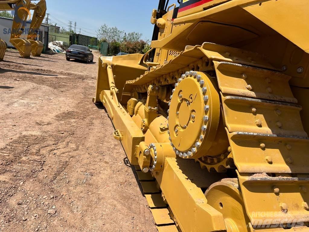CAT D 8 R lánctalpas dózerek