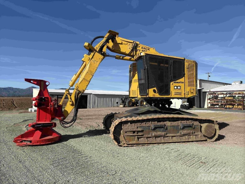 Komatsu XT 445 L-5 Döntő-rakásolók