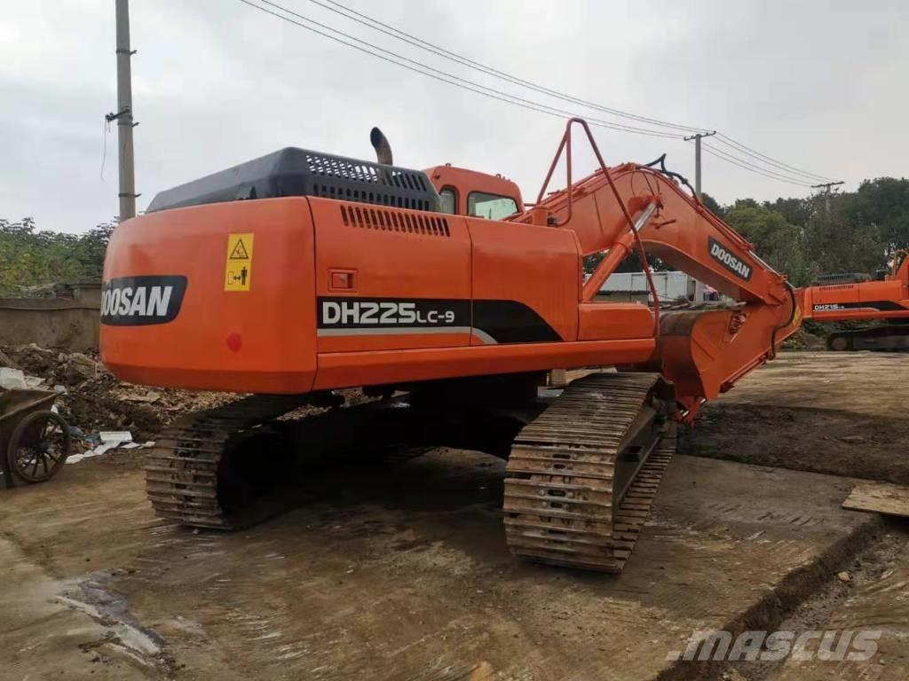 Doosan DH225LC-9 Lánctalpas kotrók