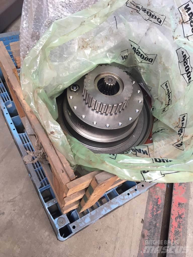 Doosan DX 300 Lánctalpas kotrók