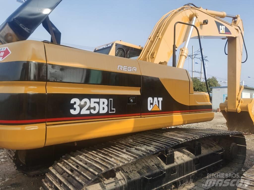 CAT 325 B Lánctalpas kotrók