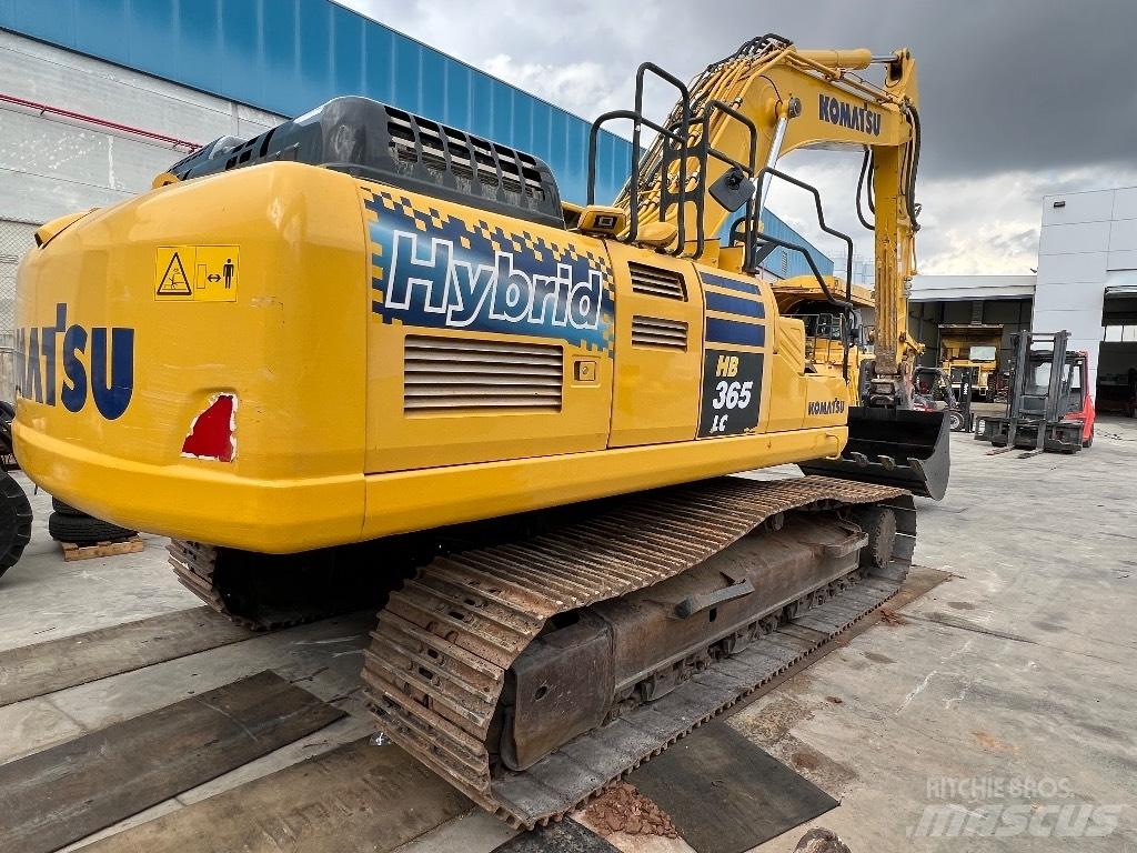 Komatsu HB365 LC-3 Lánctalpas kotrók