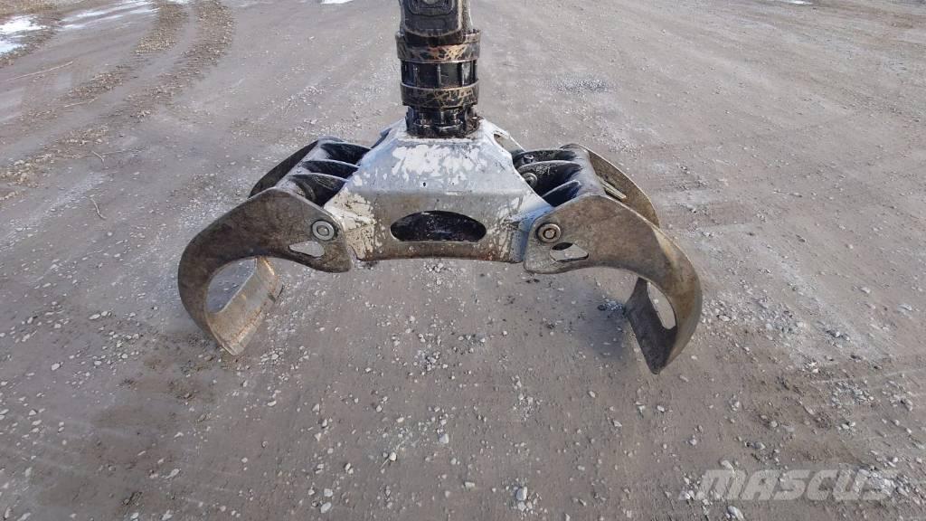 Komatsu 845 Kihordók