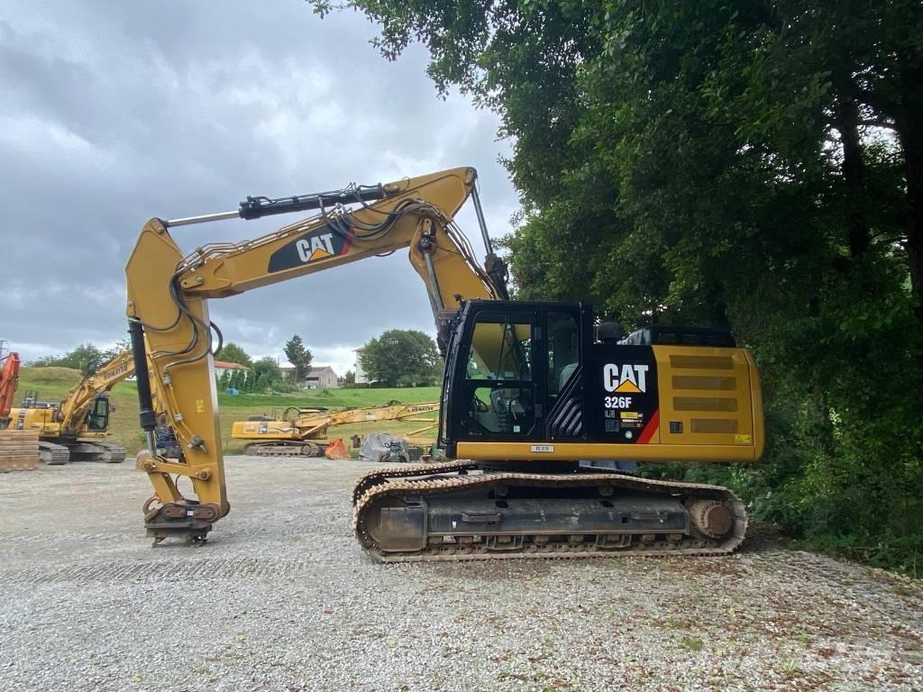 CAT 326 F Lánctalpas kotrók