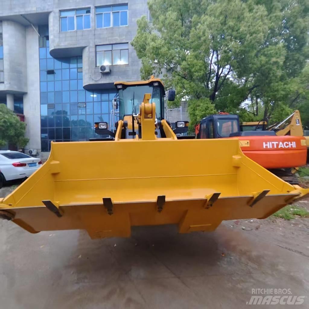 SDLG 958F Gumikerekes homlokrakodók