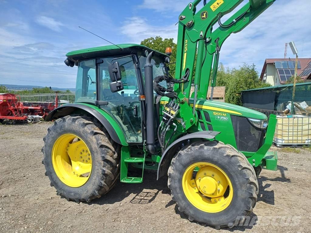 John Deere 5100 M Traktorok