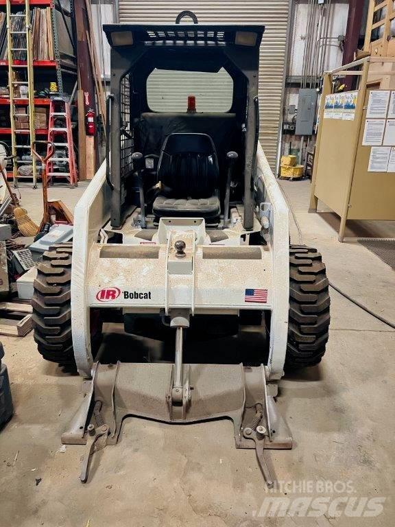 Bobcat 763 C Kompaktrakodók