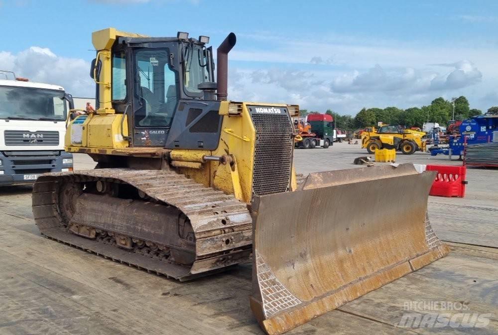 Komatsu D 61 PX-15 lánctalpas dózerek