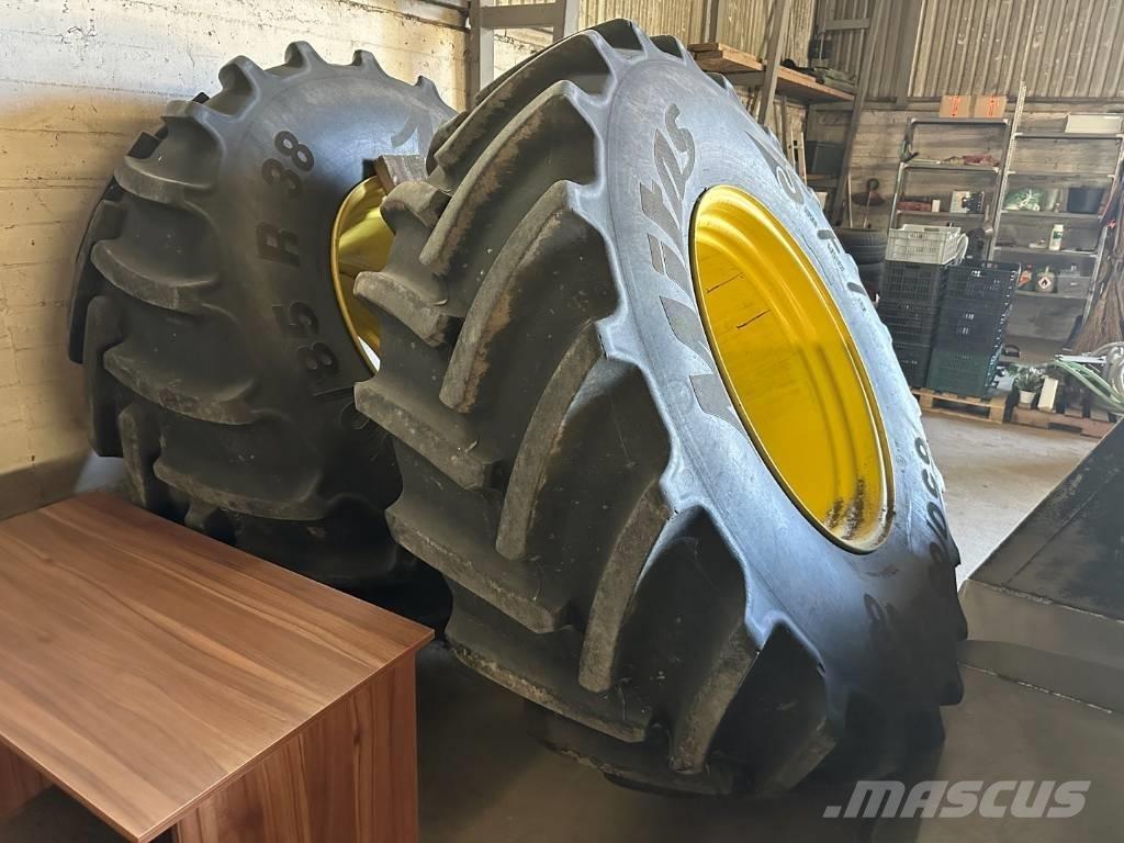 John Deere 8370 R Traktorok