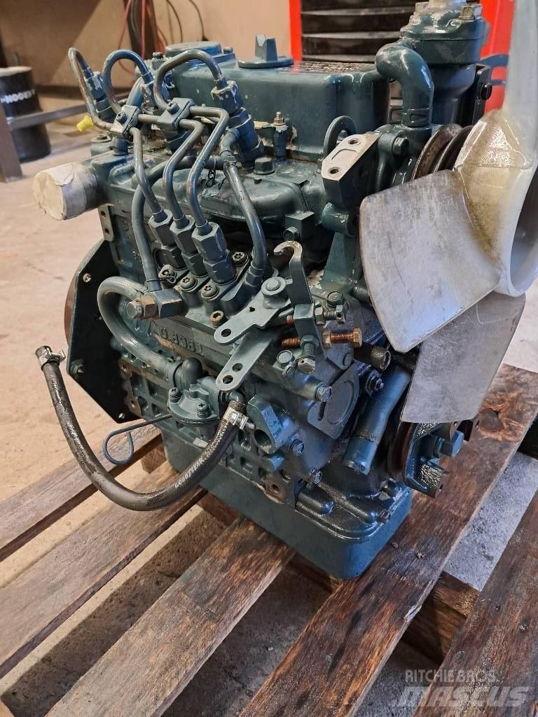 Kubota D-902 Motorok