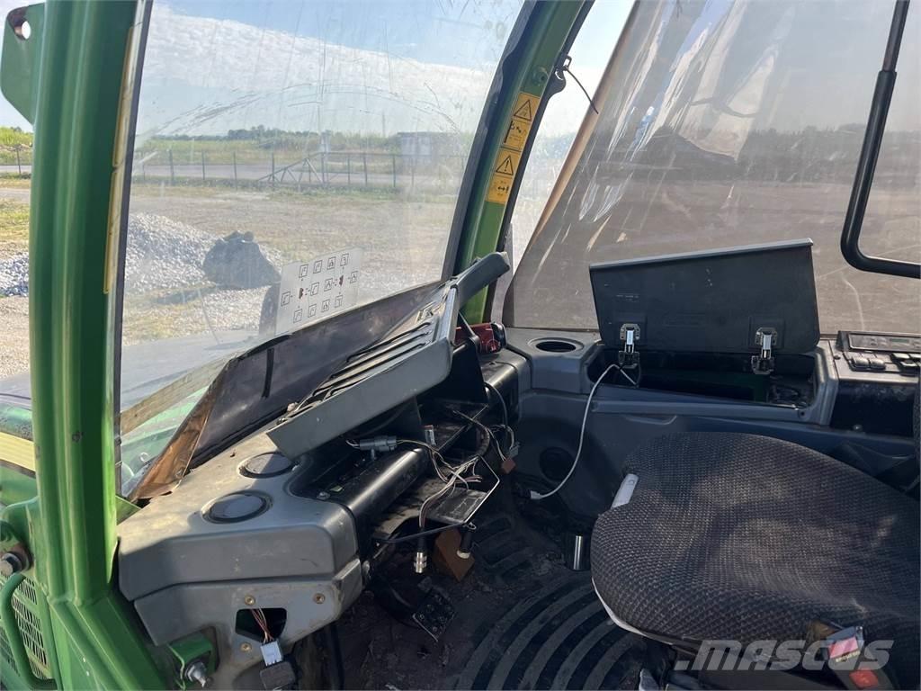 John Deere 1010E Betakarítók