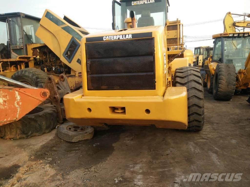 CAT 950H Gumikerekes homlokrakodók