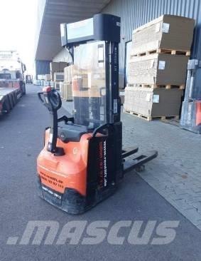 Toyota BT SWE 160 L Kézi raklapemelők