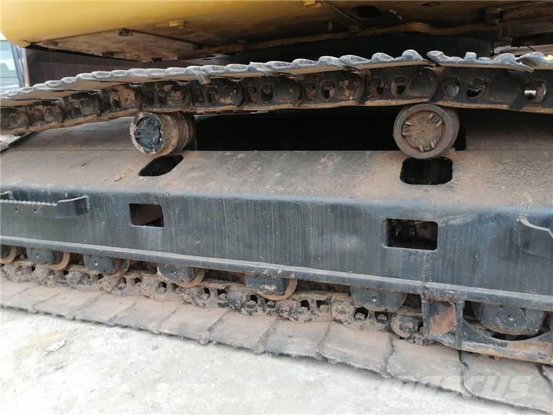 CAT 325 D L Lánctalpas kotrók