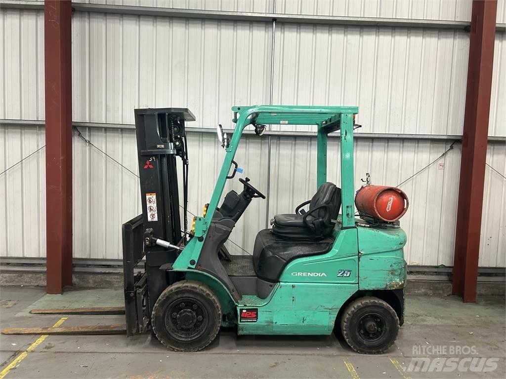 Mitsubishi FG25NT Gázüzemű targoncák