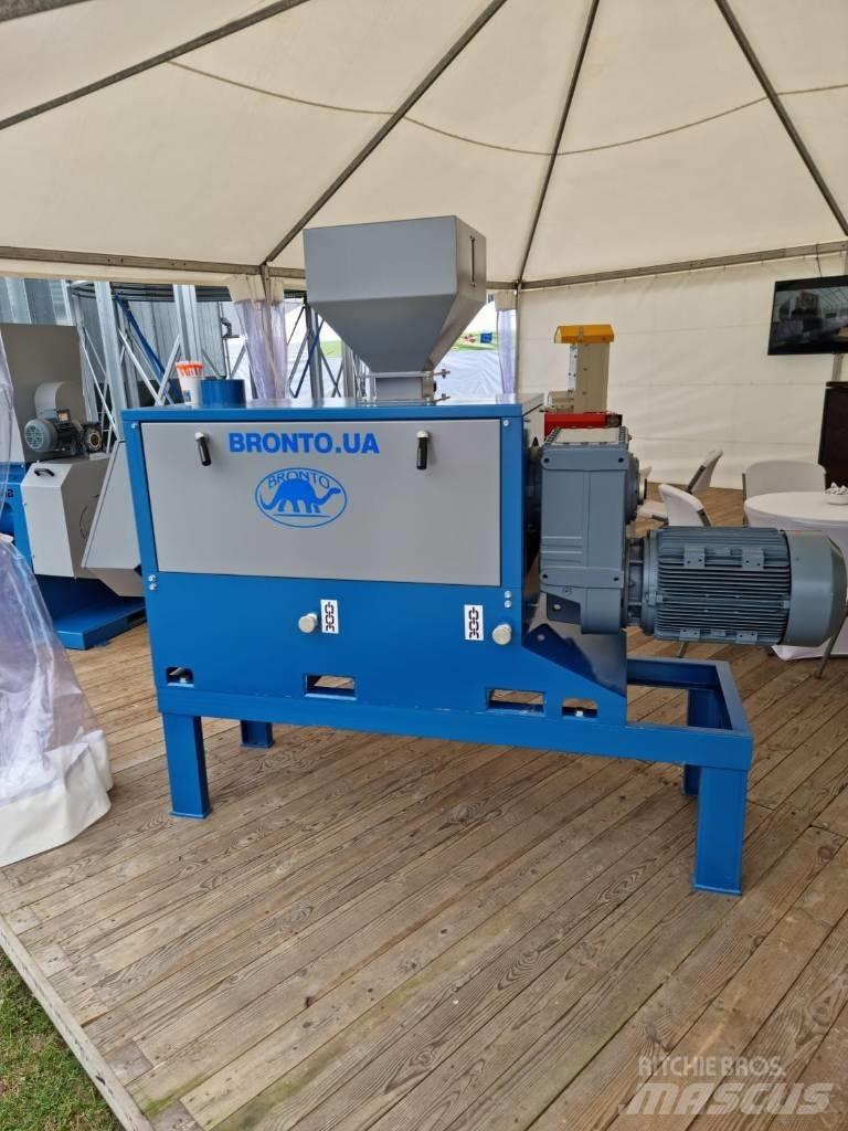 Bronto RP-500 Termény feldolgozó/tároló berendezések - Egyebek
