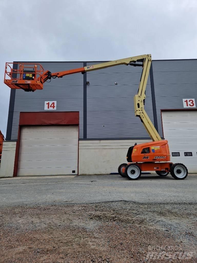 JLG 520 AJ Karos emelők