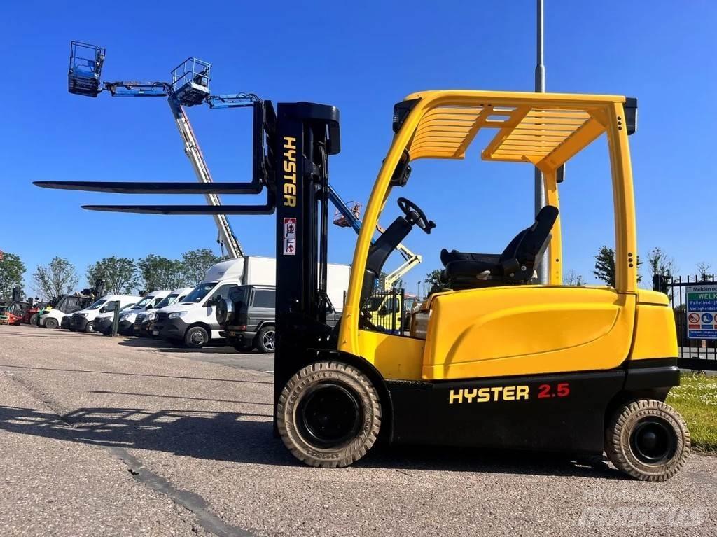 Hyster J2.5XN Elektromos targoncák
