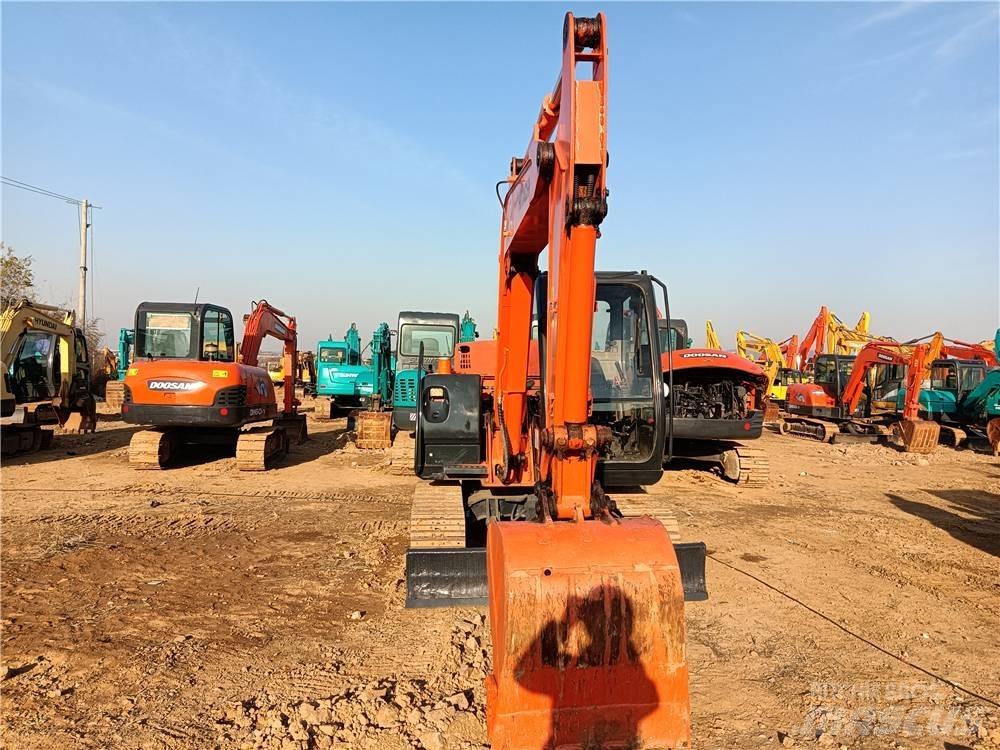 Hitachi ZX 60 Lánctalpas kotrók