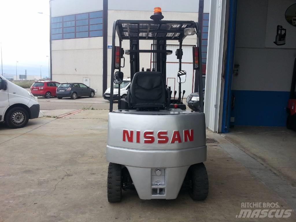 Nissan Q02L25CU Elektromos targoncák