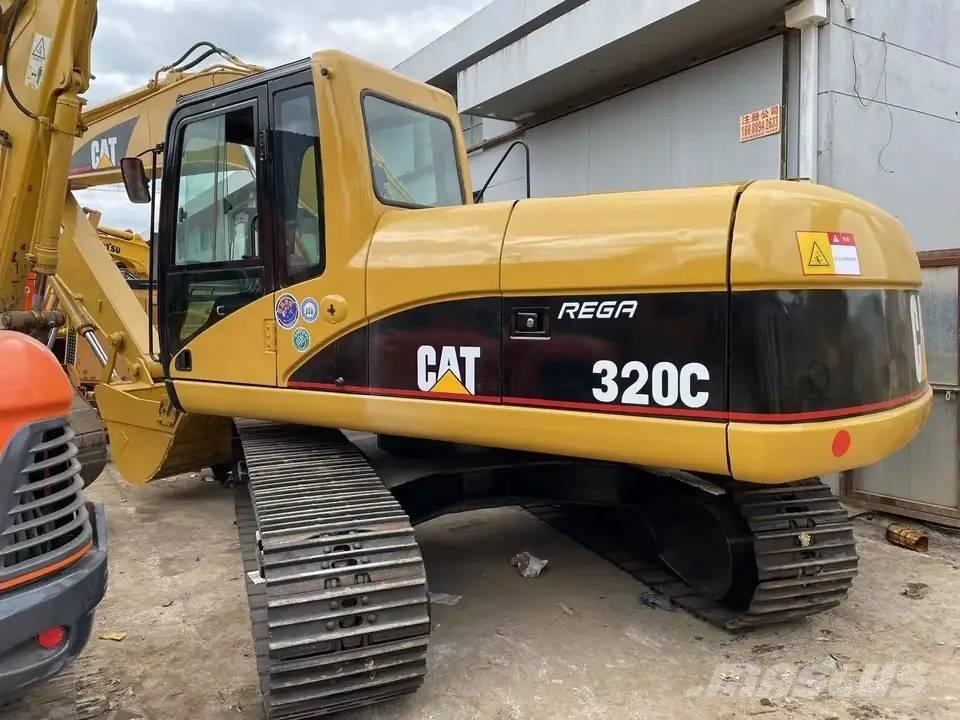 CAT 320C Lánctalpas kotrók