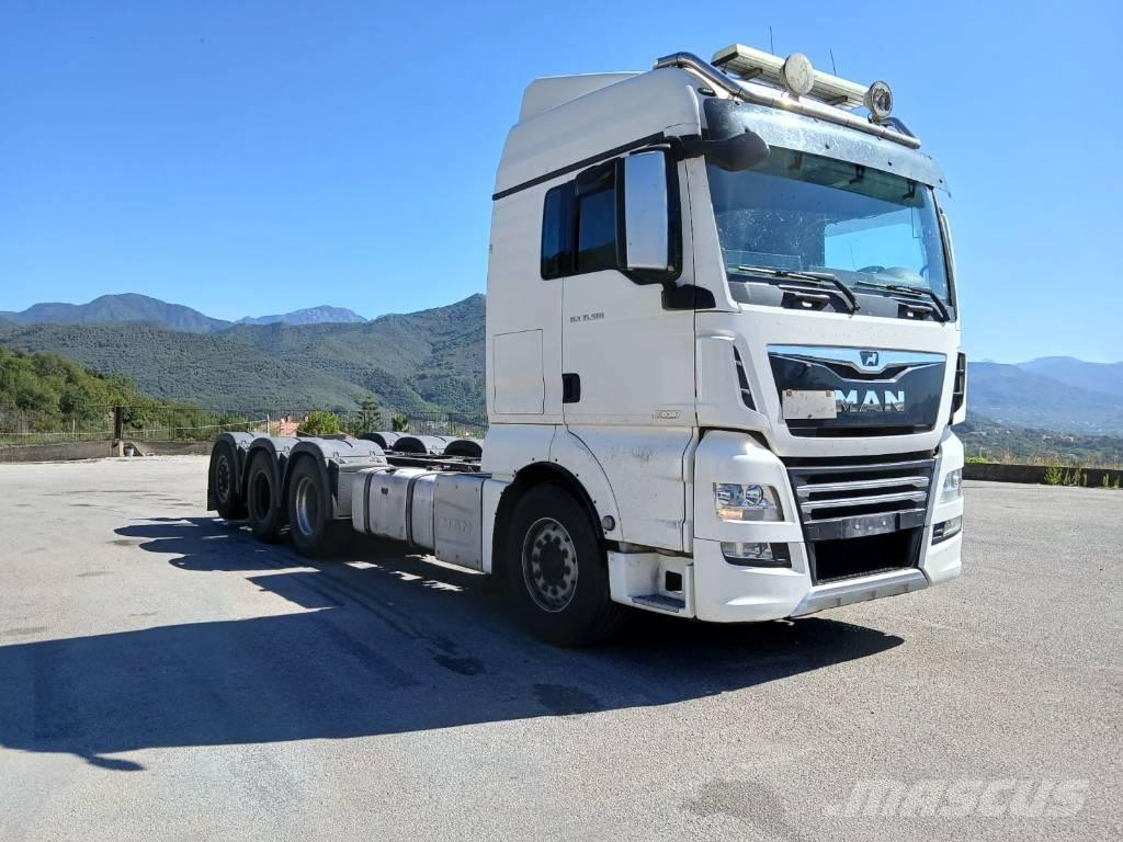 MAN TGX 35.580 Járműszállítók