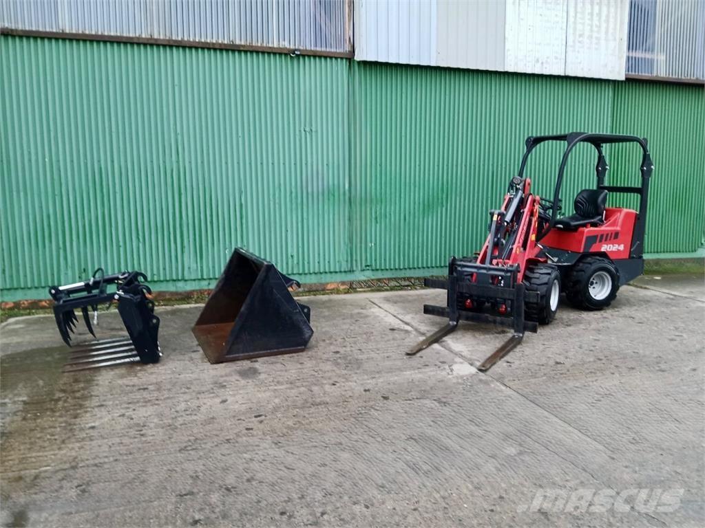 Schäffer 2024 Gumikerekes homlokrakodók