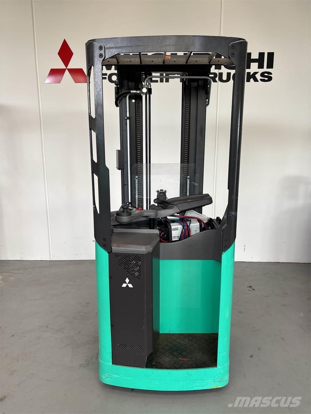 Mitsubishi SBR20N2 Elektromos gyalogkíséretű targoncák